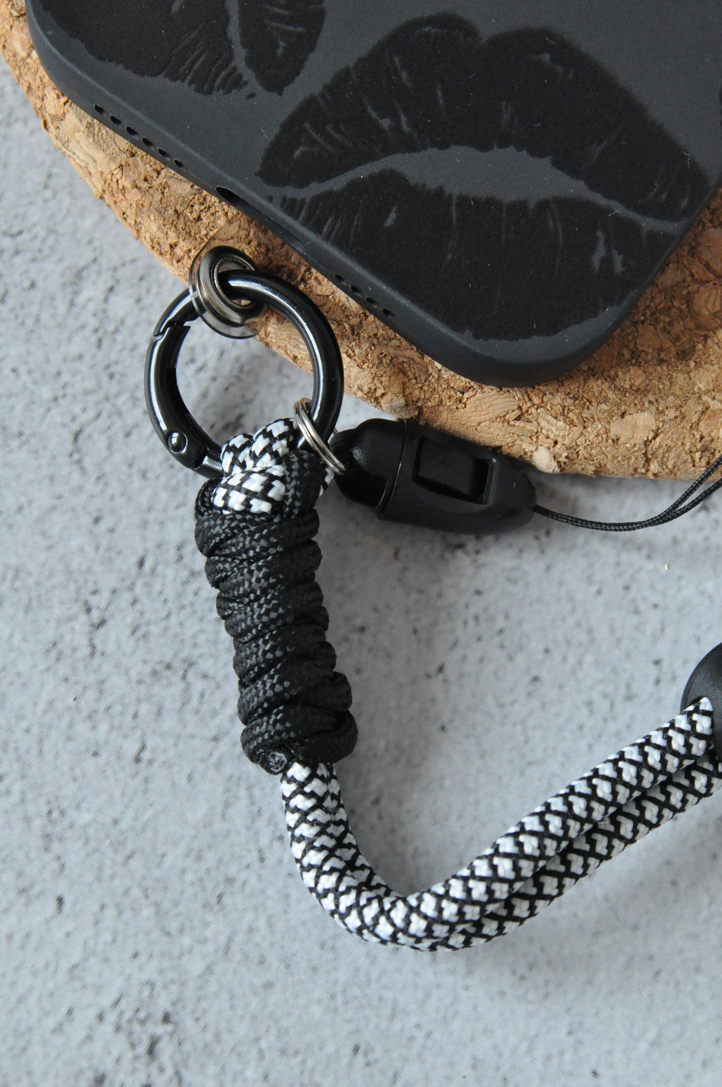 Black & White Adjustable Phone Strap