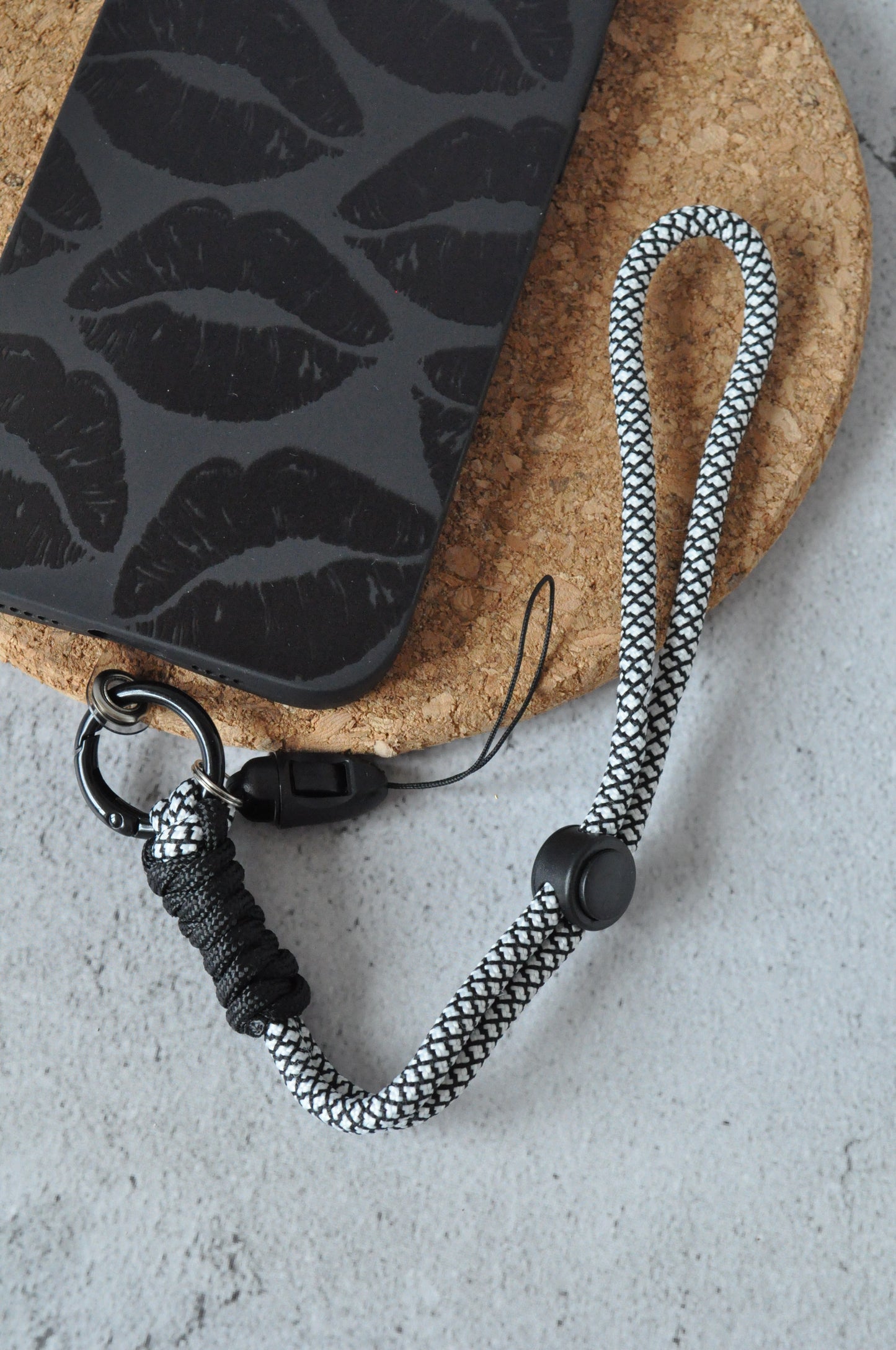 Black & White Adjustable Phone Strap