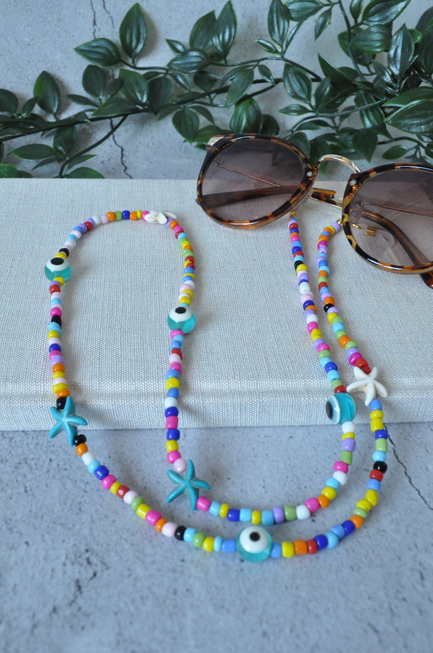 Ocean Vibes Glasses Chain