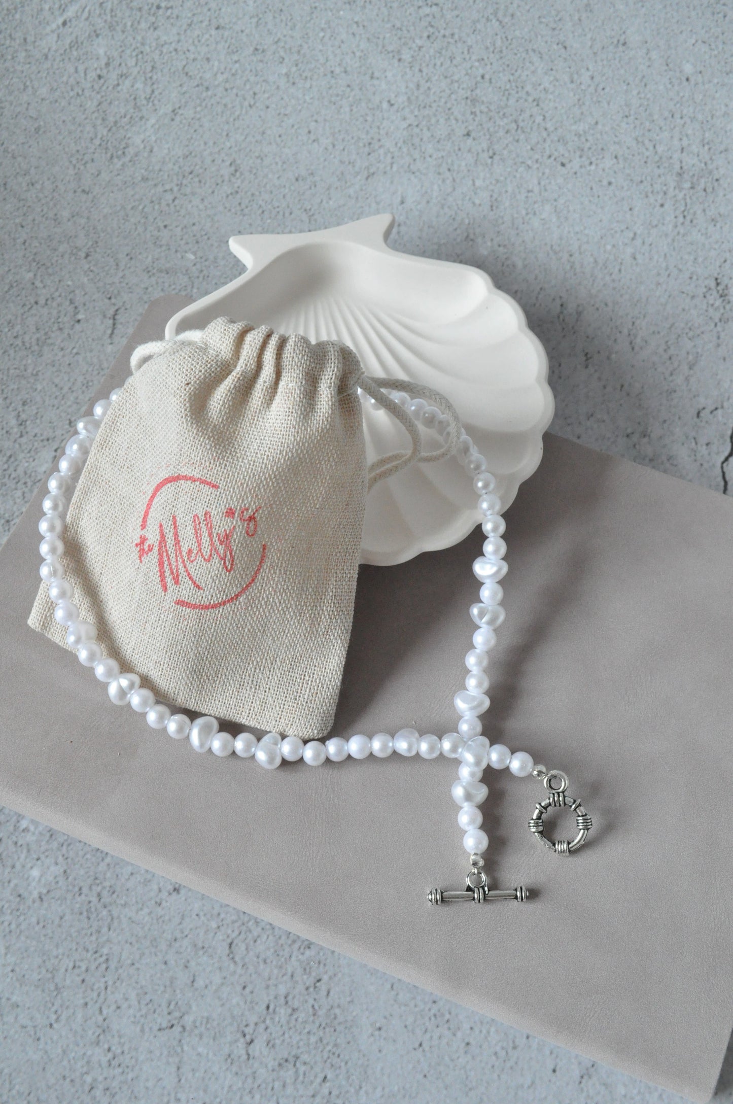 Chic Pearl Toggle Necklace