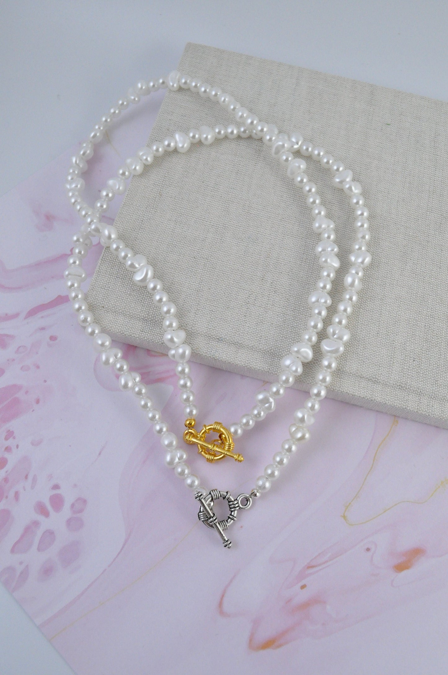 Chic Pearl Toggle Necklace