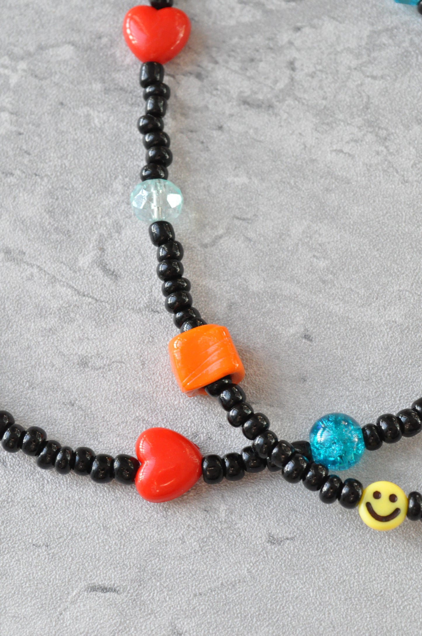 Cheerful Smiley Glasses Chain