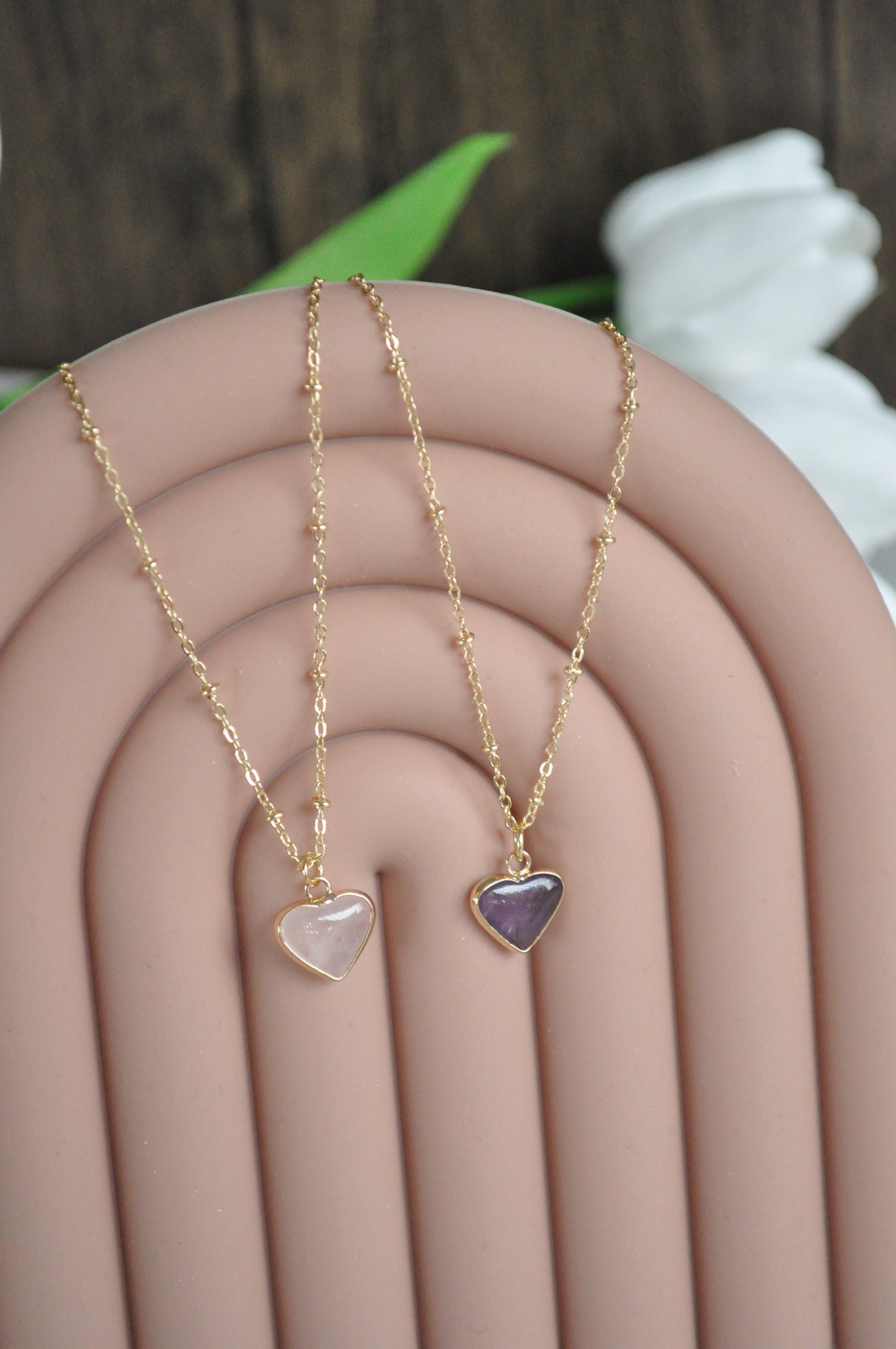 Heart-shaped Natural Stone Pendant Necklace: Rose Quartz & Amehtyst