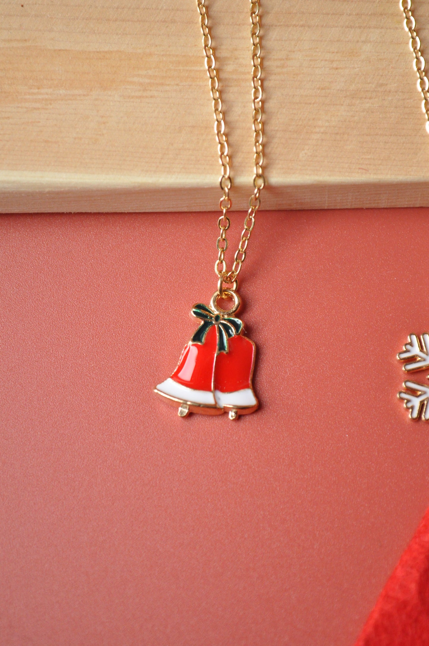 Merry Moments Pendant Necklace