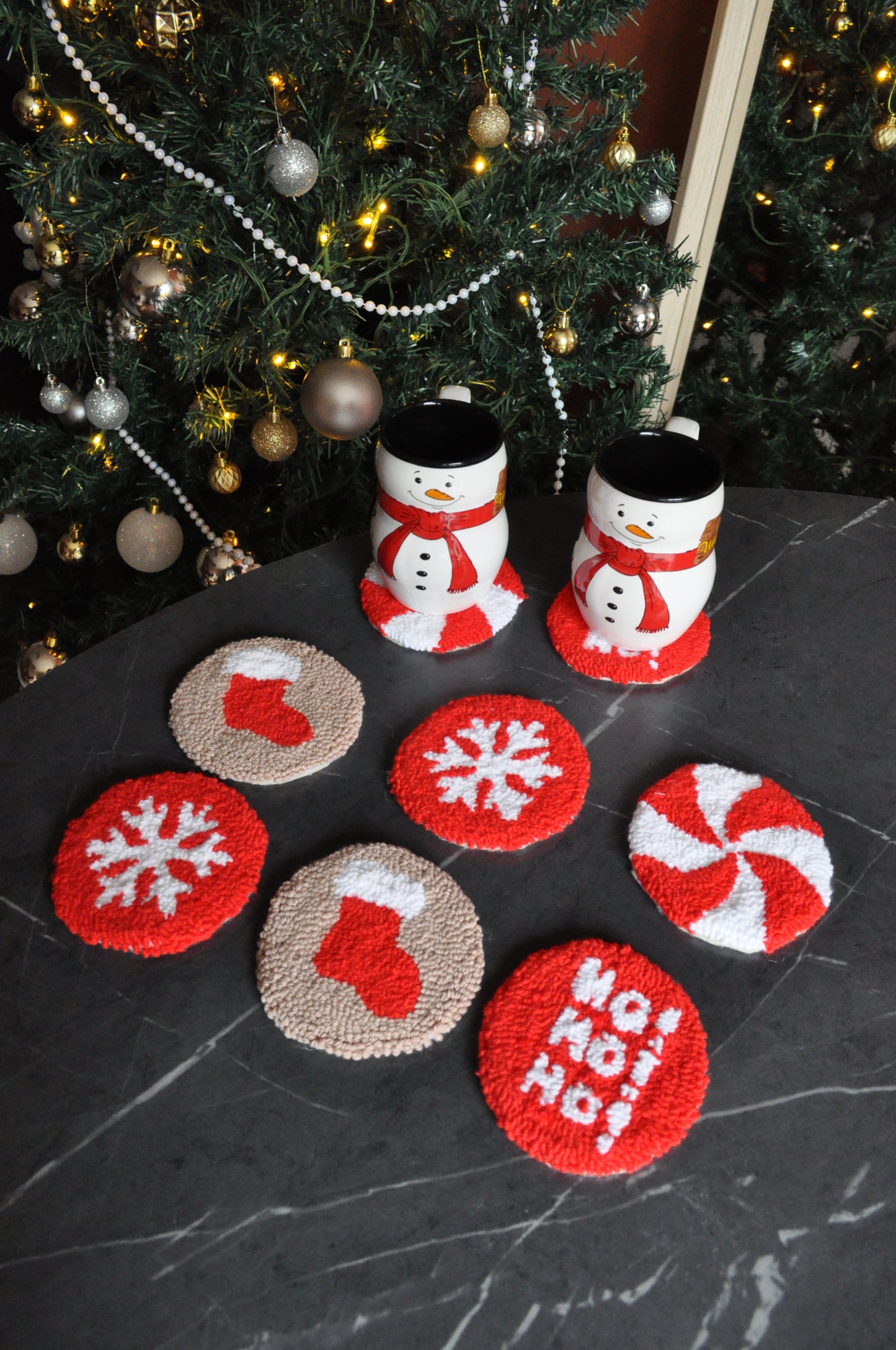 Christmas Cheer Mug Rugs