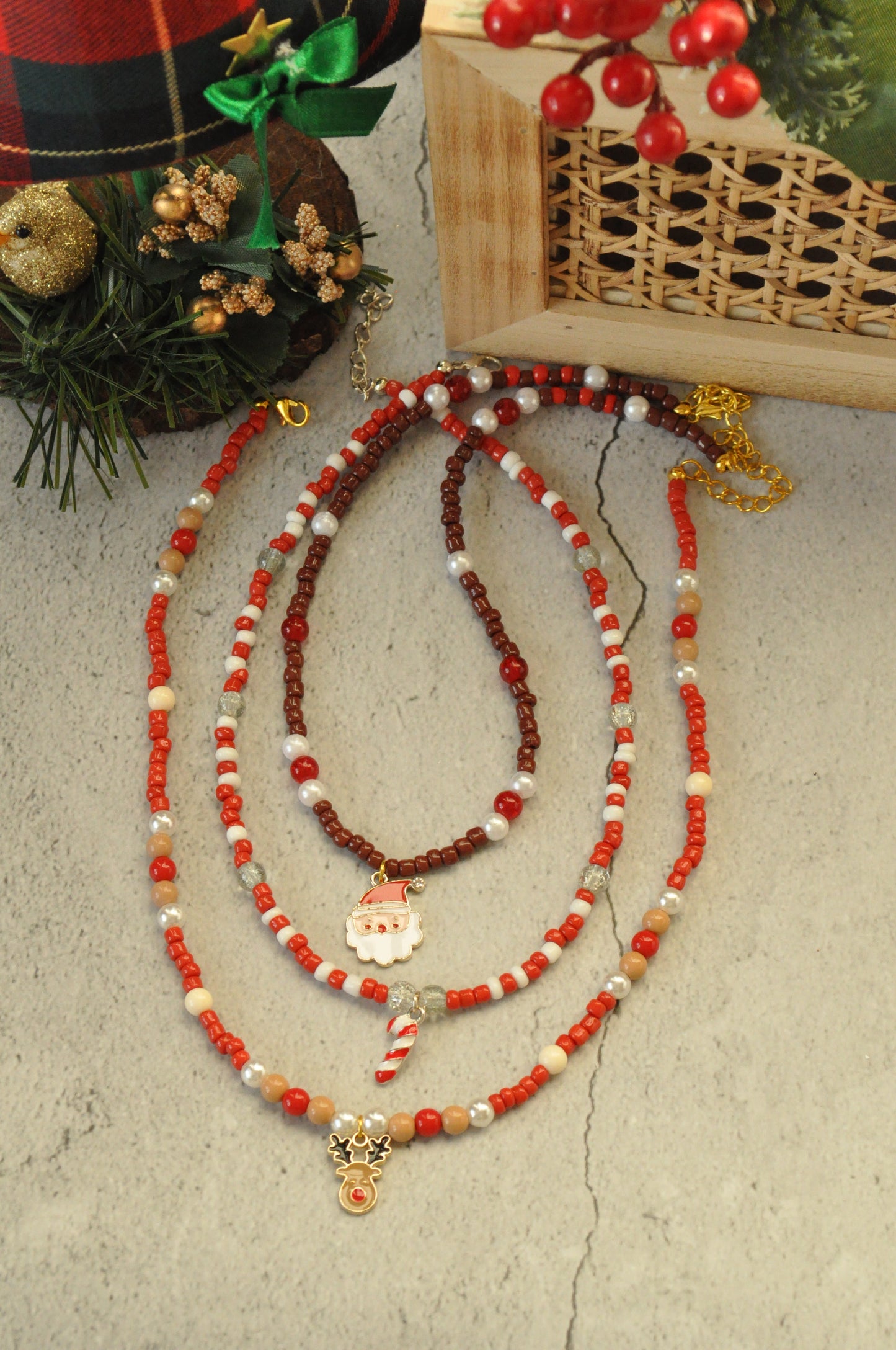 Joyful Holiday Necklace