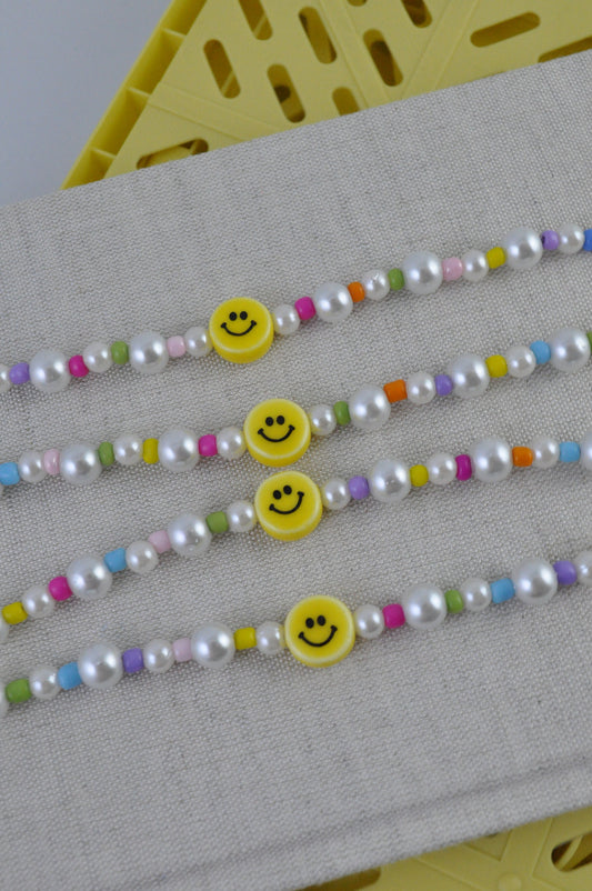 Chunky Smiley Pearl Beaded Bracelet